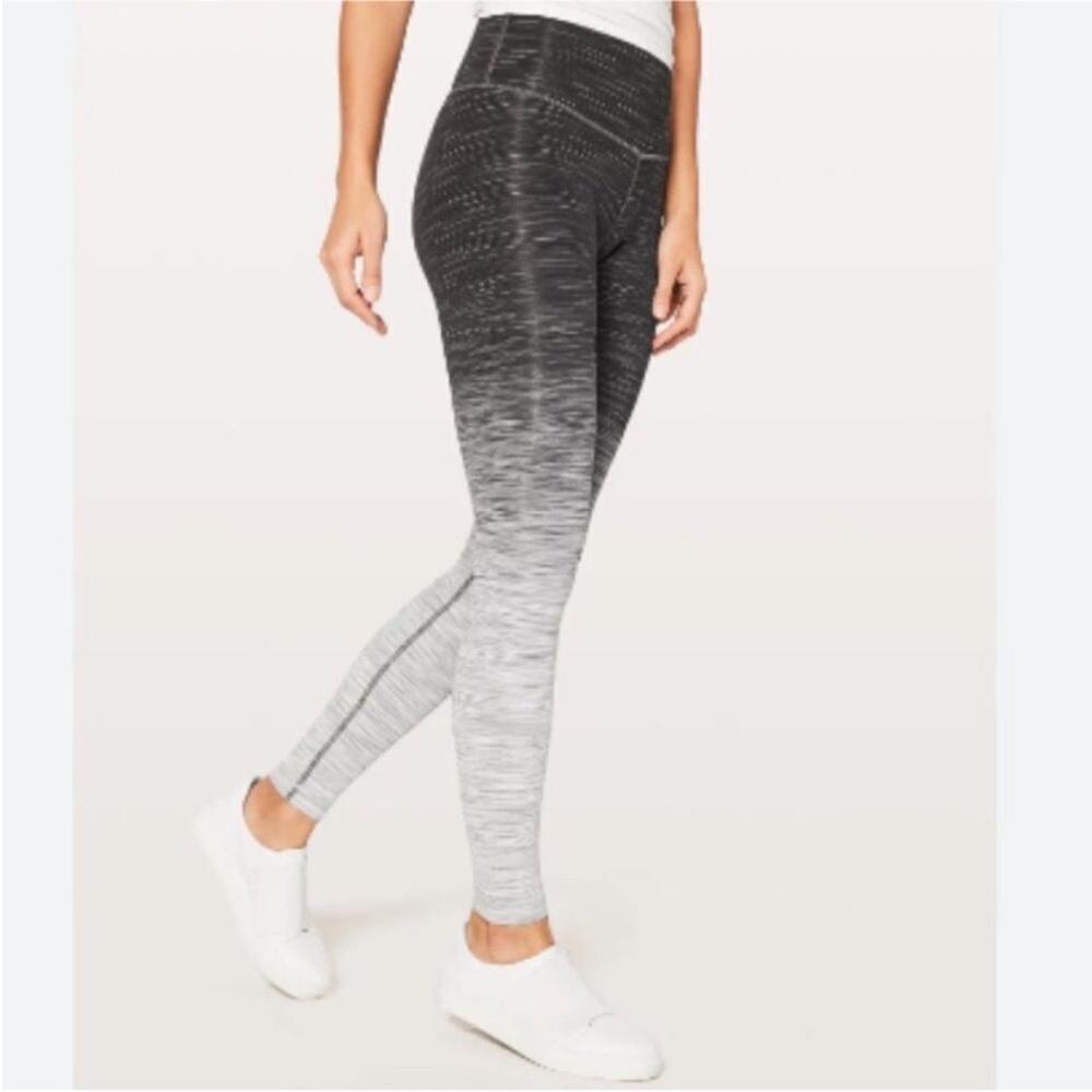 Lululemon Black Stripe Ombré Wunder Under size 6